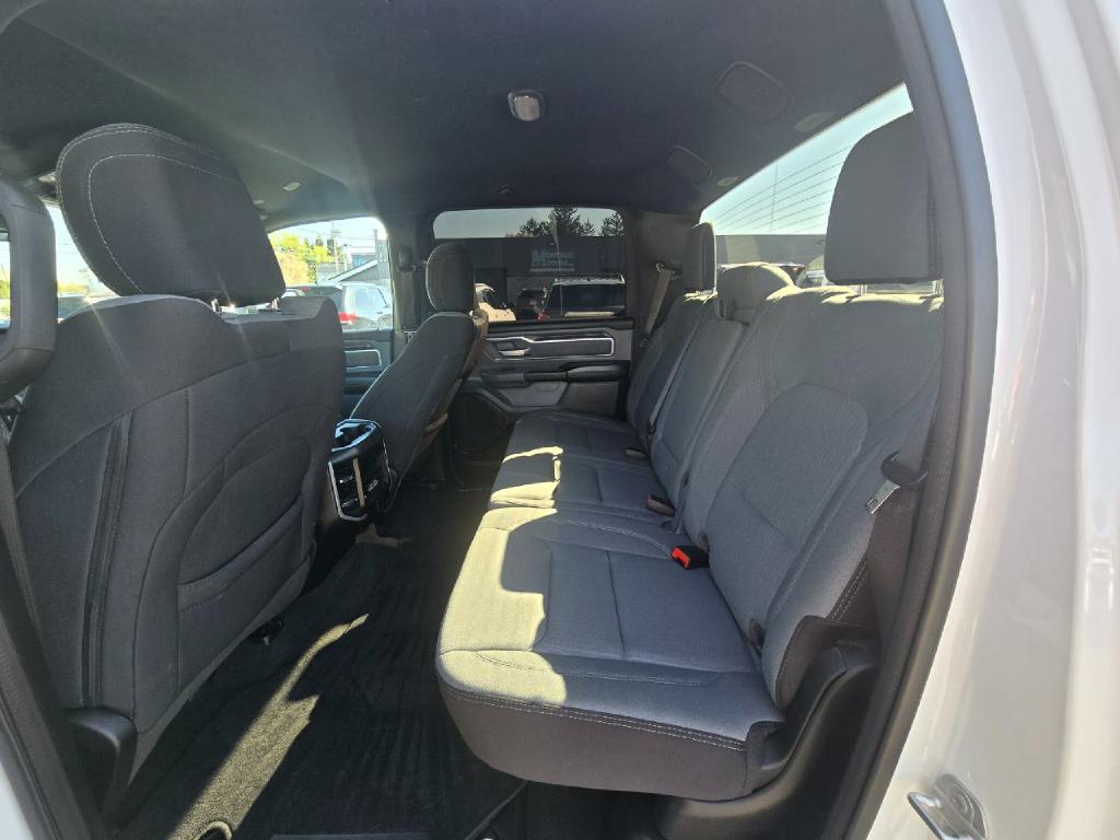 Photo 13 of this RAM 1500
