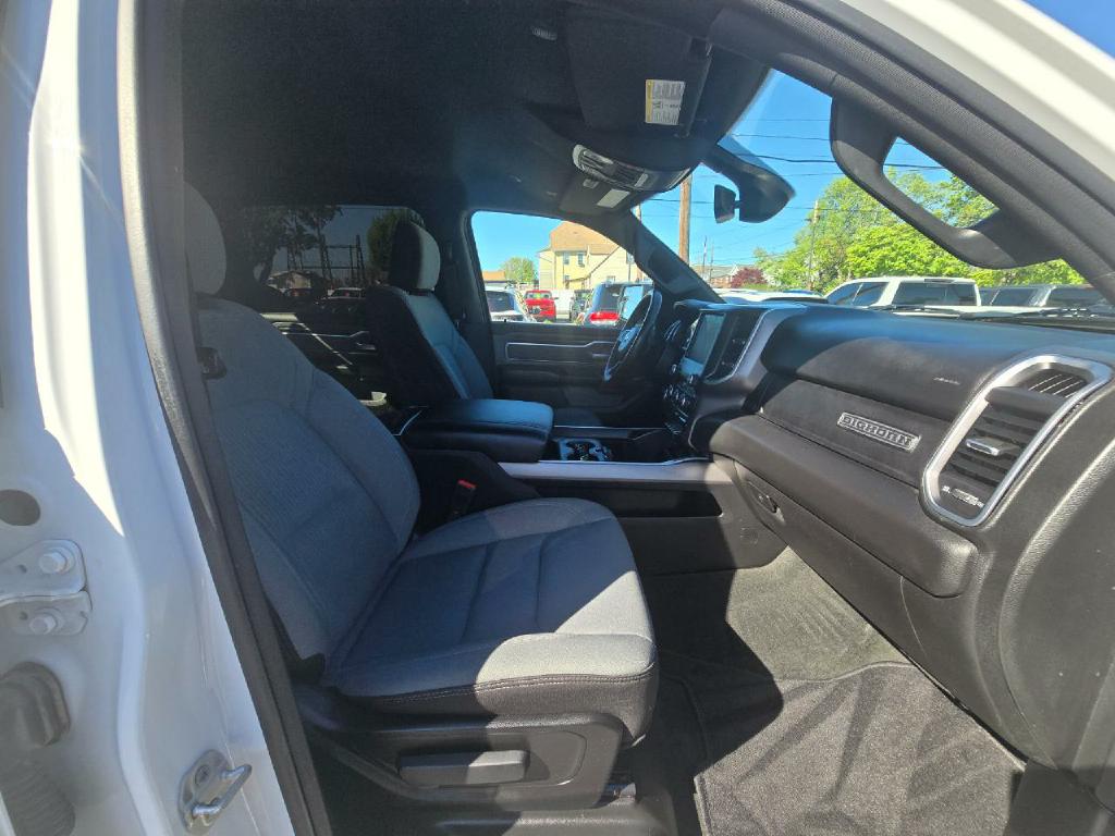 Photo 15 of this RAM 1500