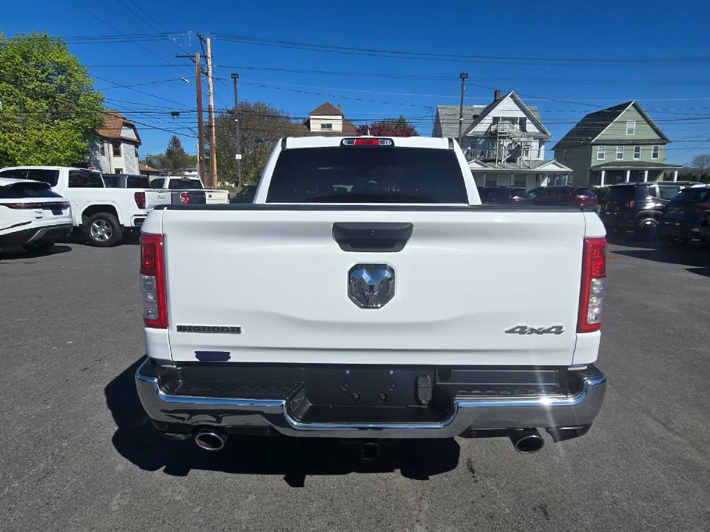 Photo 16 of this RAM 1500