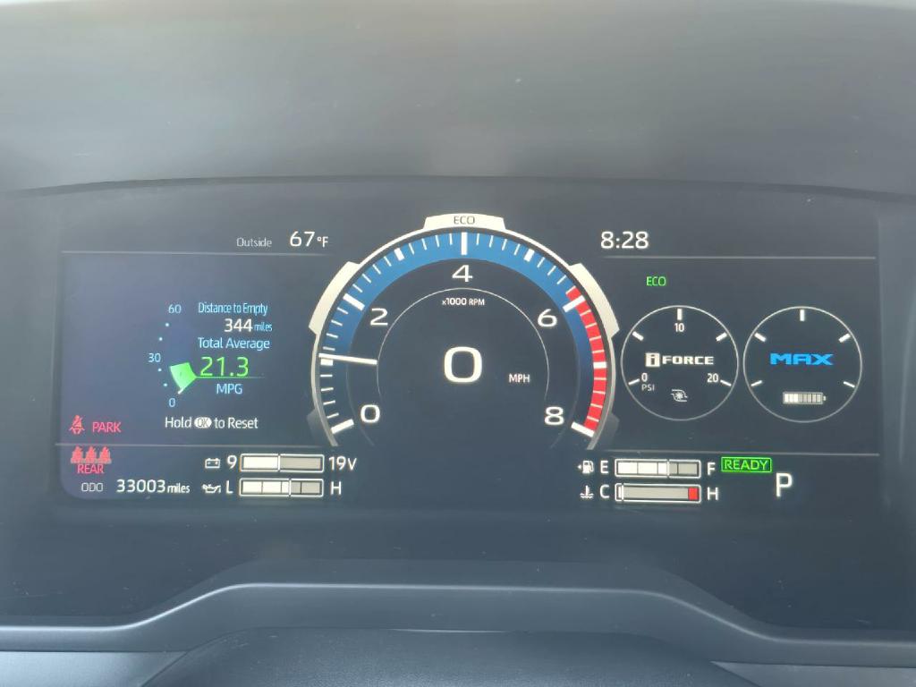 Photo 8 of this TOYOTA TUNDRA 4WD