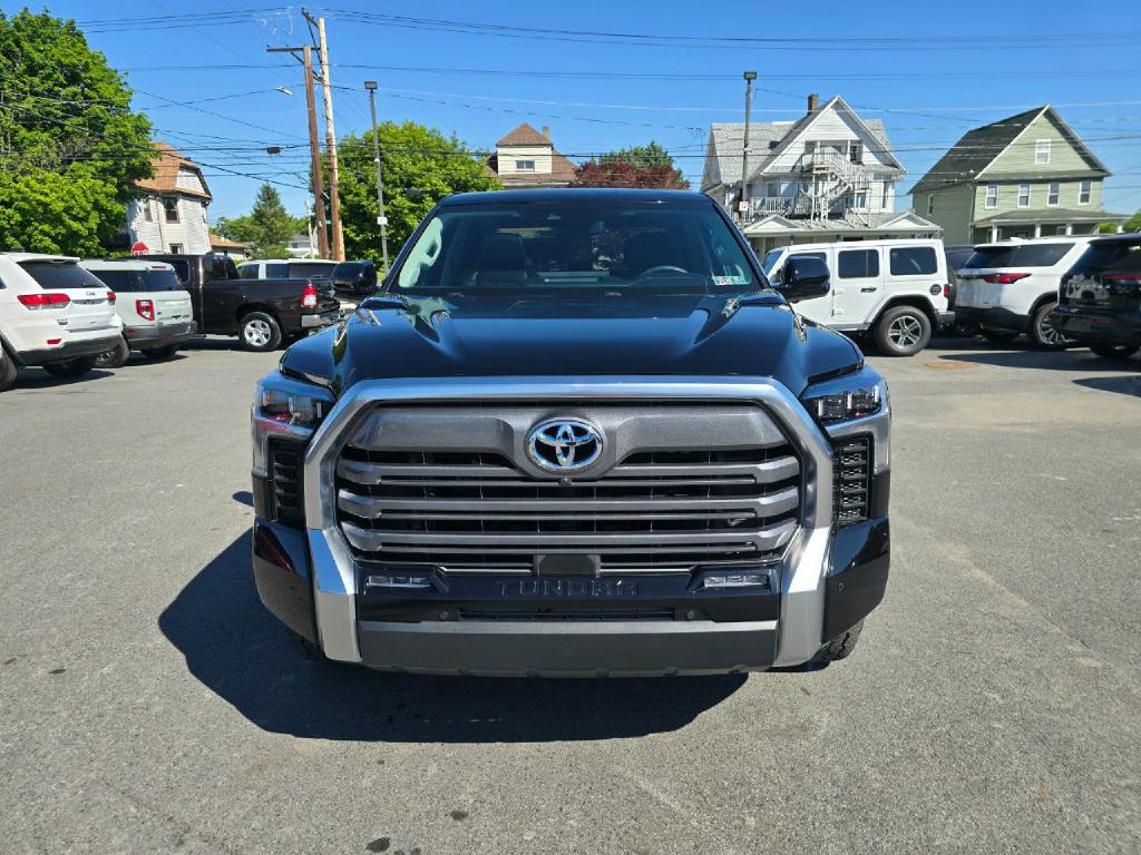 Photo 19 of this TOYOTA TUNDRA 4WD