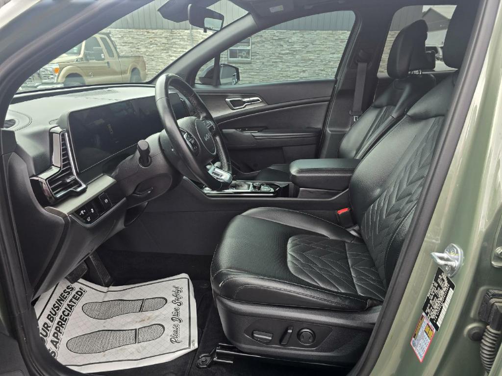 Photo 14 of this KIA SPORTAGE