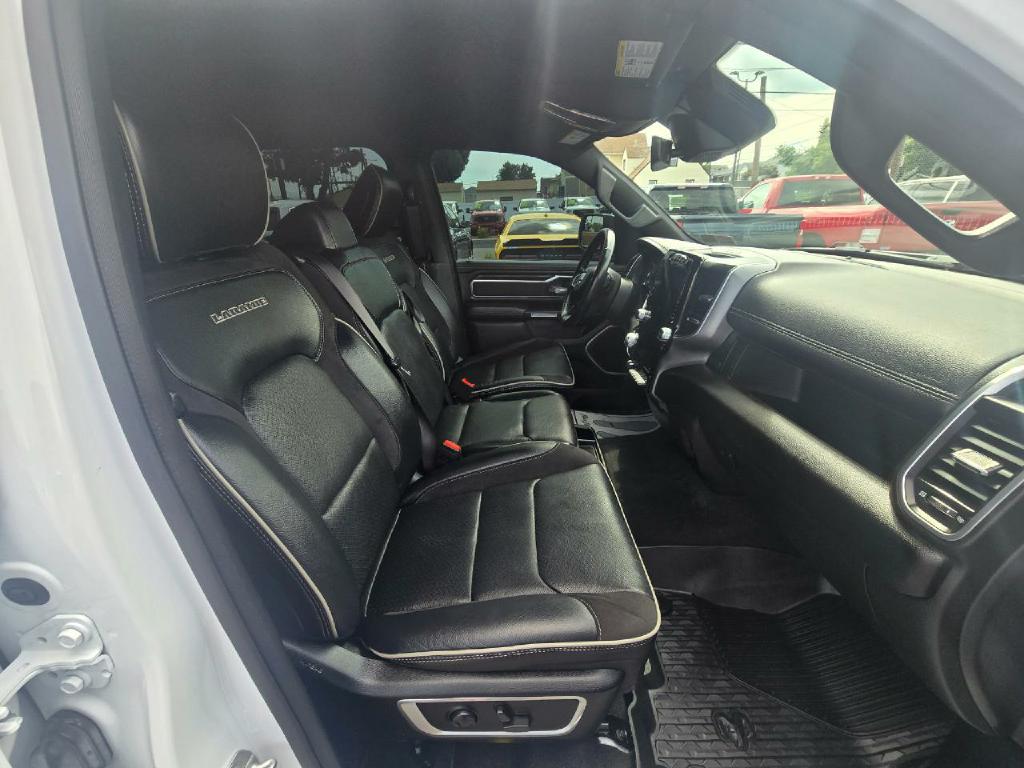 Photo 16 of this RAM 1500