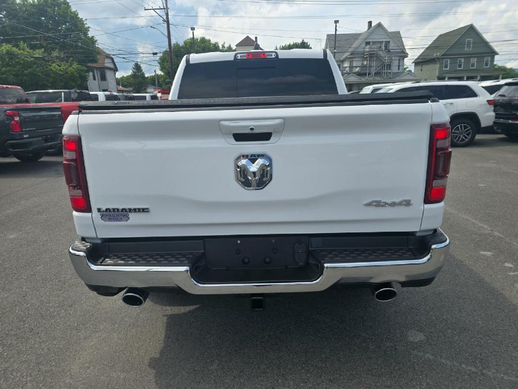 Photo 17 of this RAM 1500