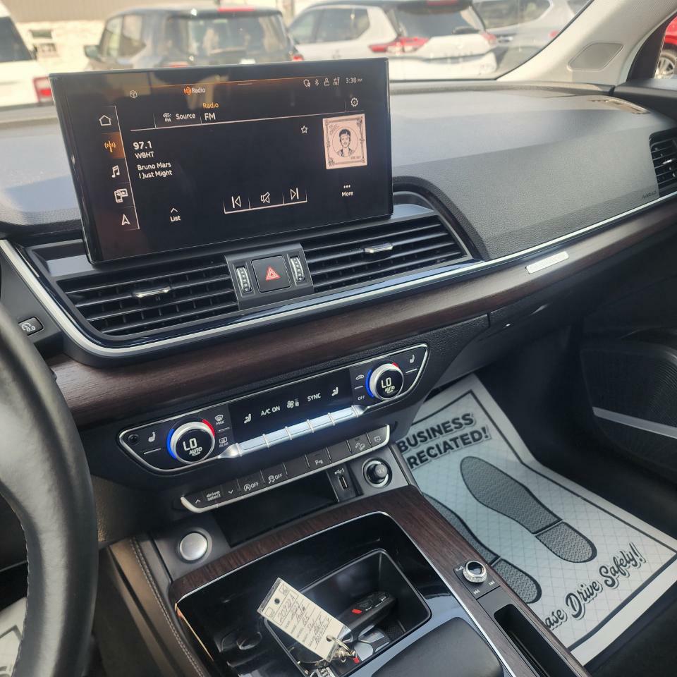 Photo 11 of this AUDI Q5
