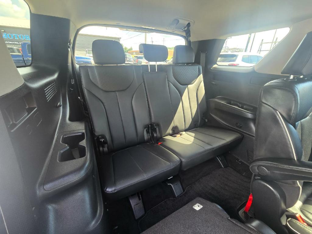 Photo 17 of this HYUNDAI PALISADE