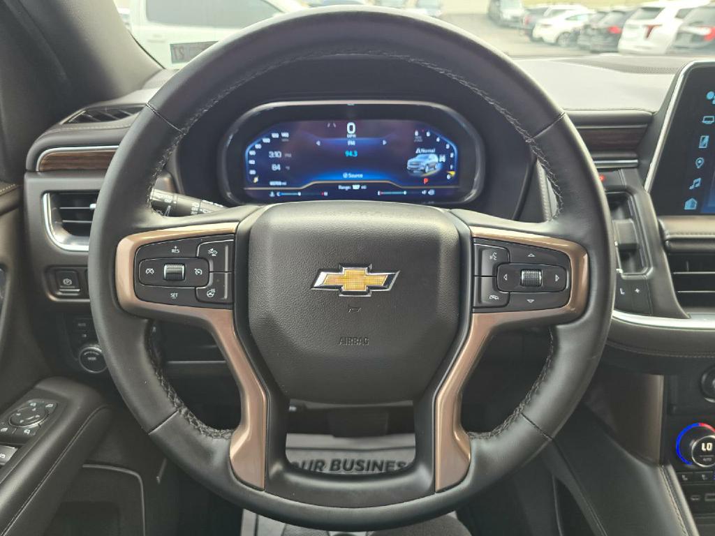 Photo 7 of this CHEVROLET SUBURBAN