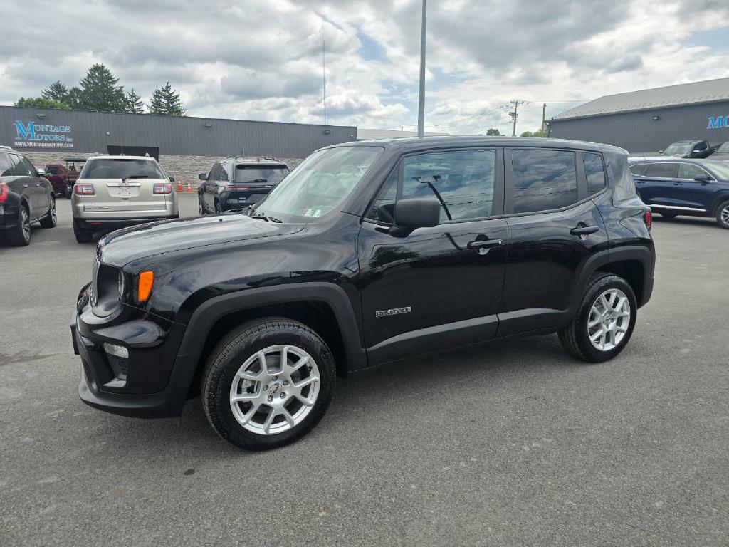 Photo 3 of this JEEP RENEGADE