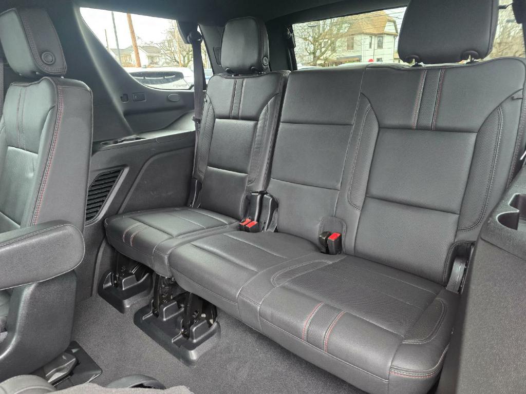 Photo 14 of this CHEVROLET TAHOE
