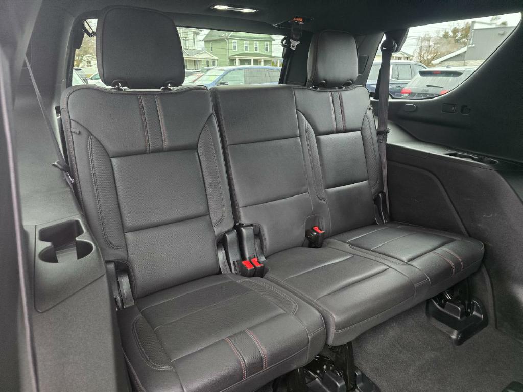 Photo 15 of this CHEVROLET TAHOE