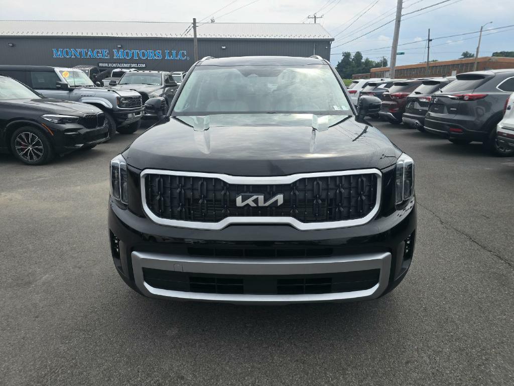 Photo 23 of this KIA TELLURIDE