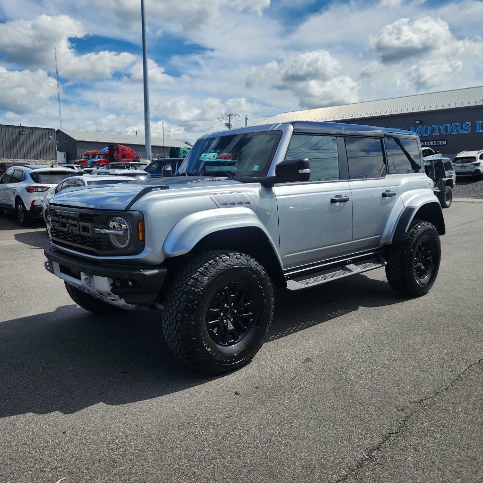 Photo 3 of this FORD BRONCO