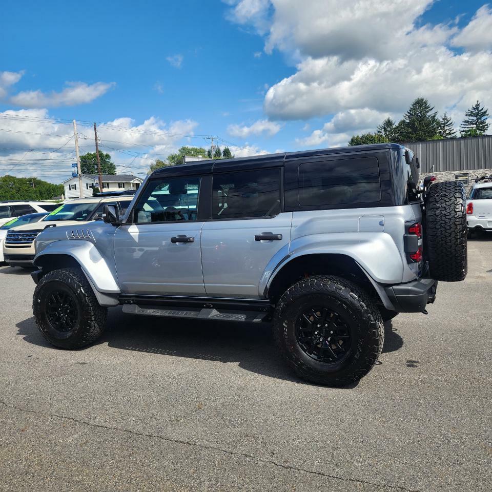 Photo 4 of this FORD BRONCO