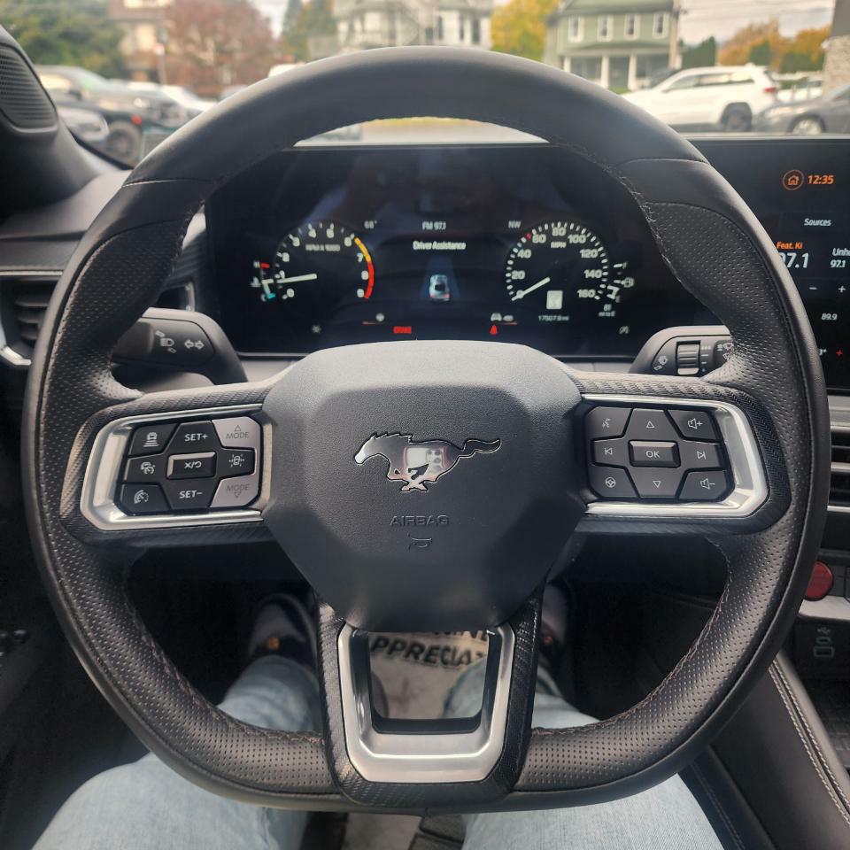 Photo 7 of this FORD MUSTANG