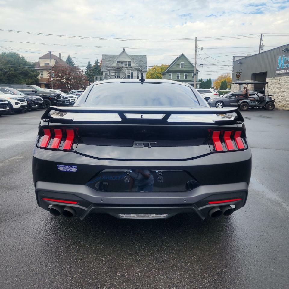 Photo 20 of this FORD MUSTANG