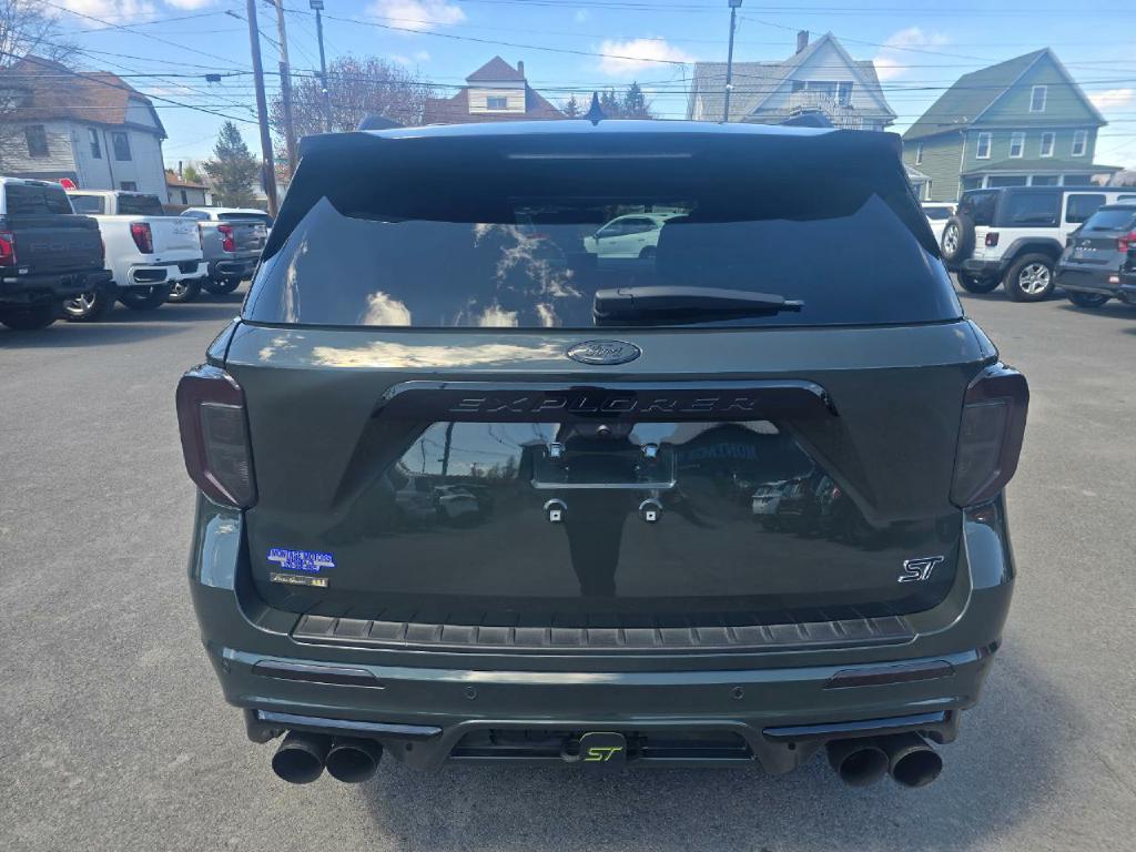 Photo 23 of this FORD EXPLORER