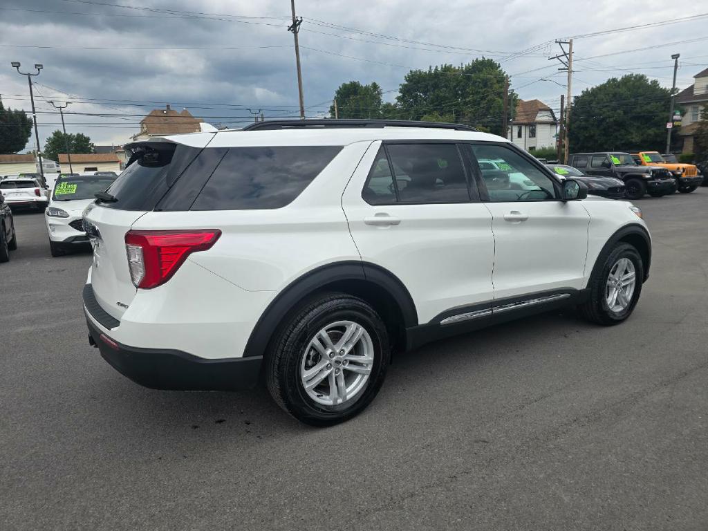 Photo 5 of this FORD EXPLORER