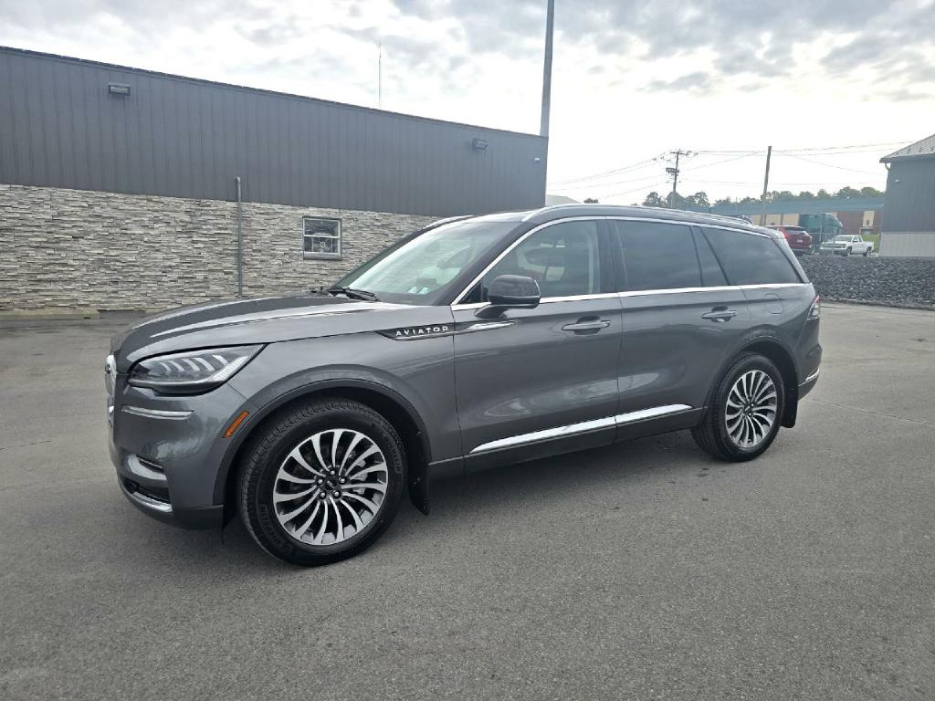 Photo 3 of this LINCOLN AVIATOR