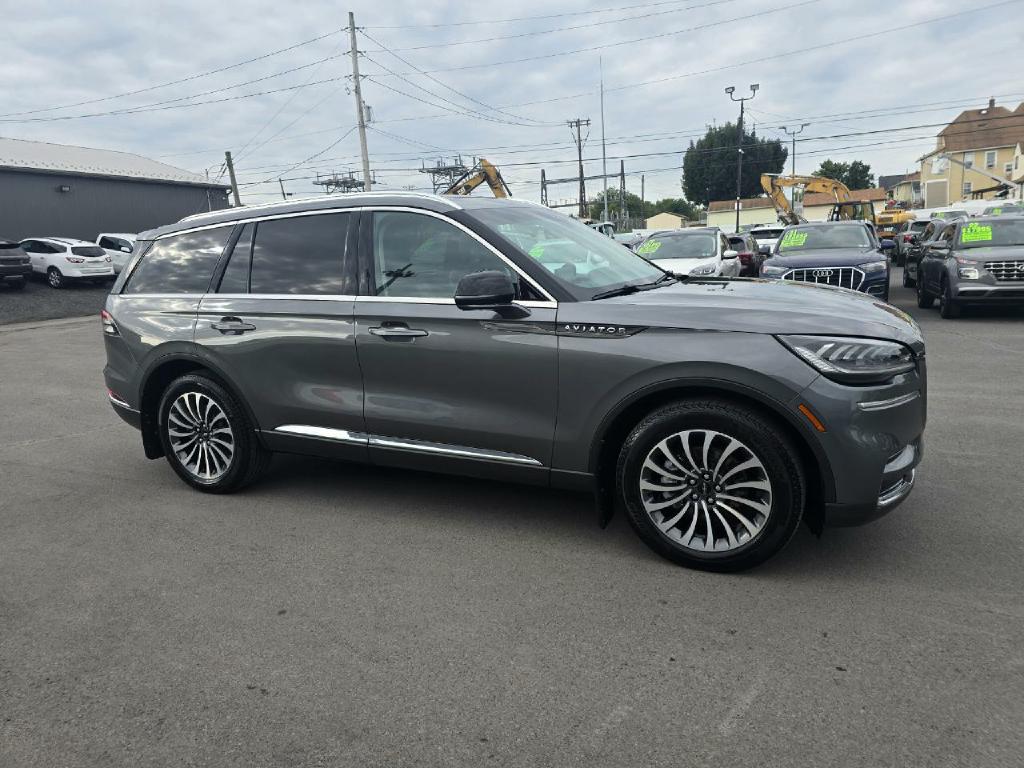 Photo 6 of this LINCOLN AVIATOR