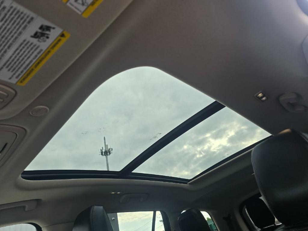 Photo 13 of this LINCOLN AVIATOR