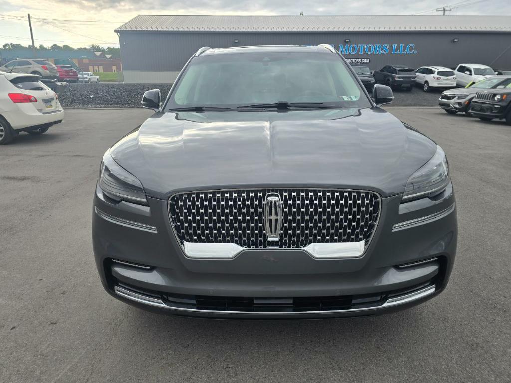 Photo 22 of this LINCOLN AVIATOR