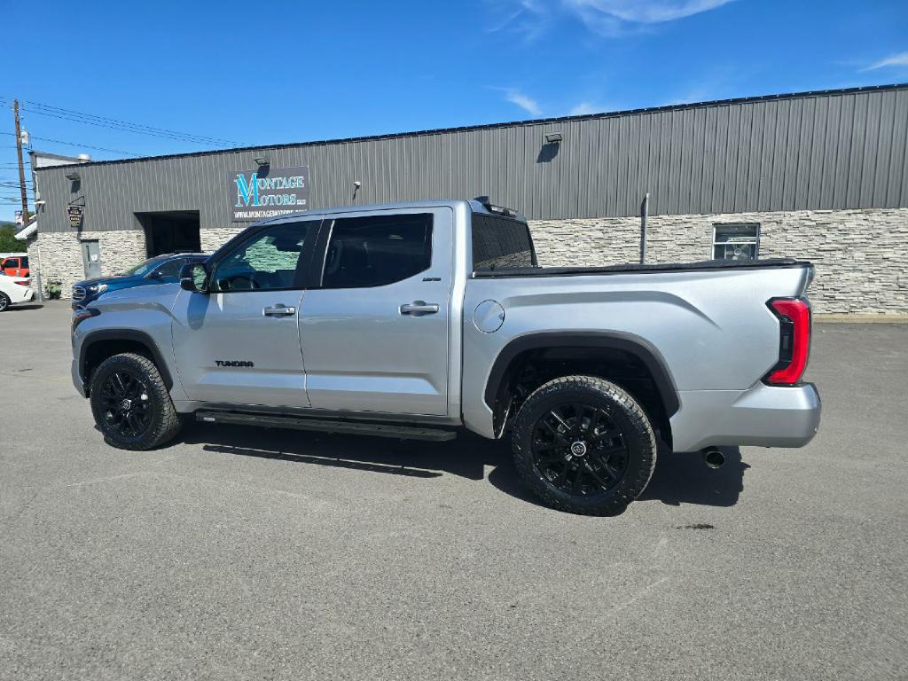 Photo 4 of this TOYOTA TUNDRA 4WD