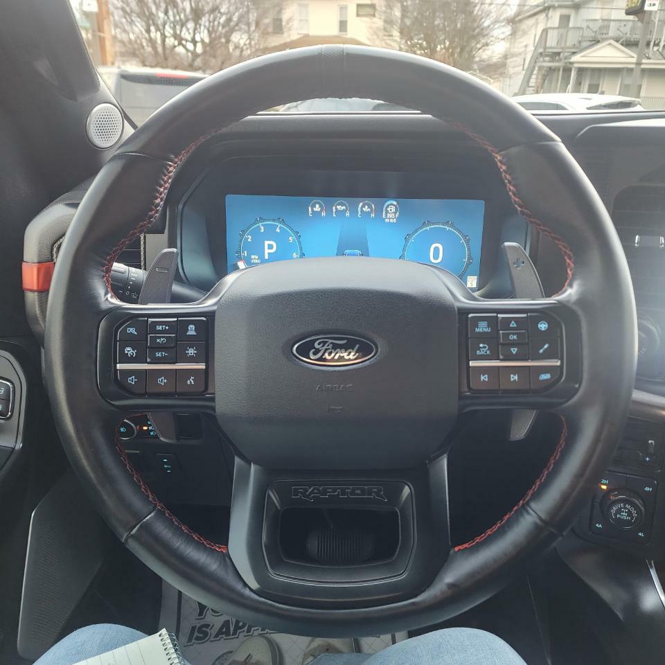 Photo 8 of this FORD F-150