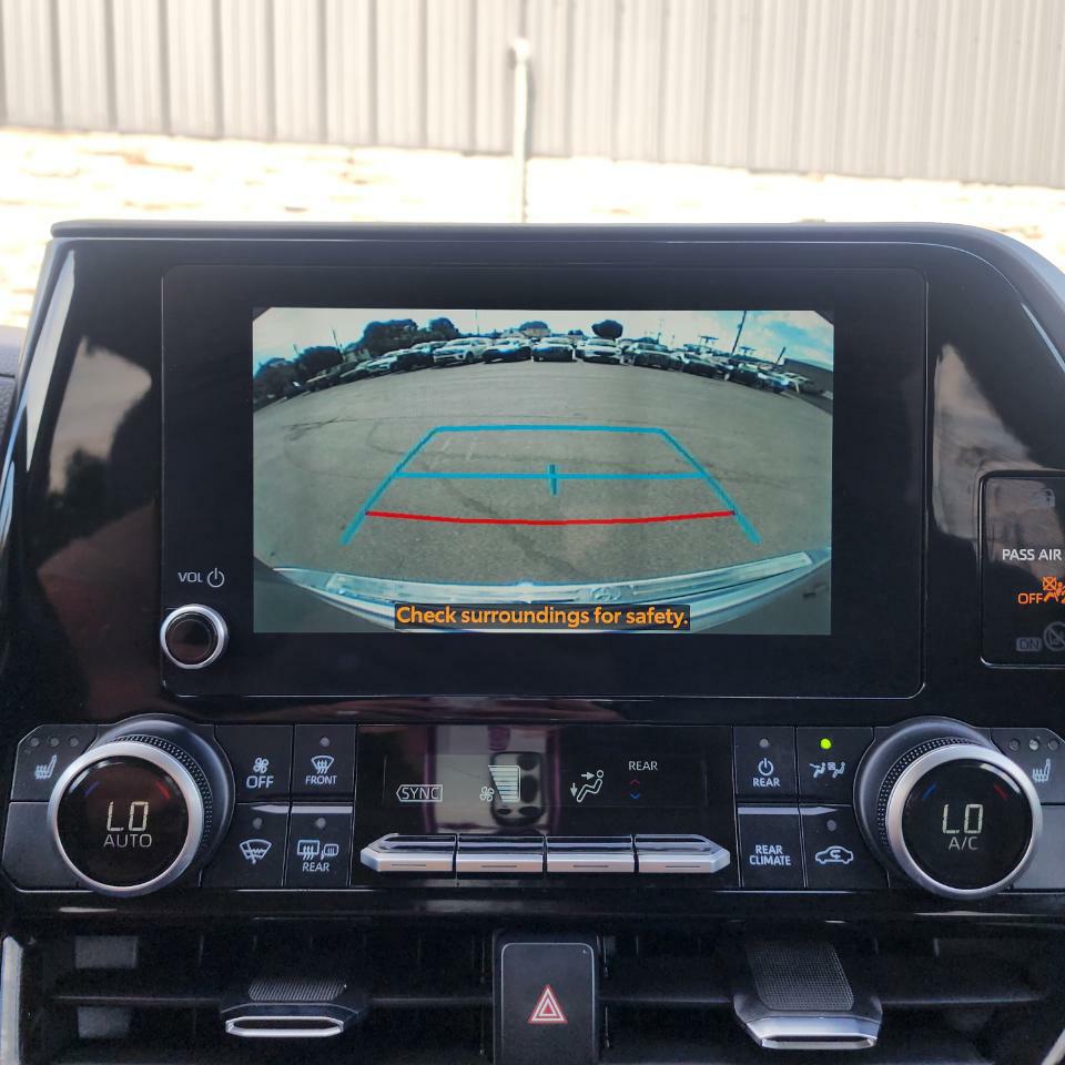 Photo 11 of this TOYOTA HIGHLANDER