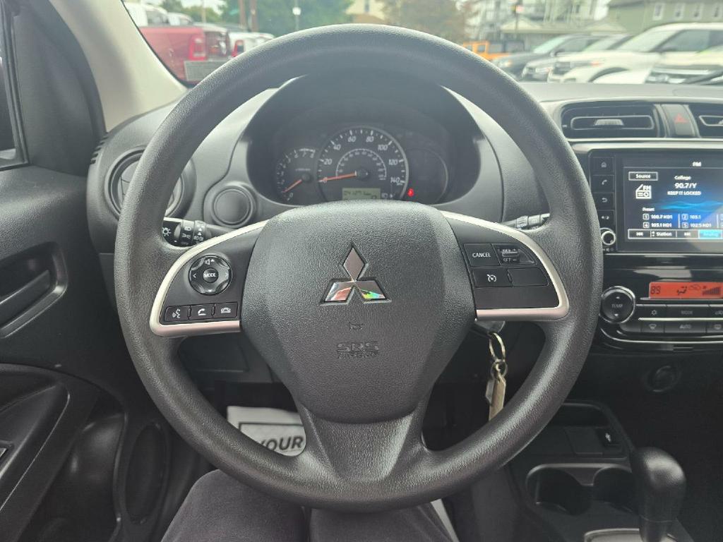 Photo 7 of this MITSUBISHI MIRAGE