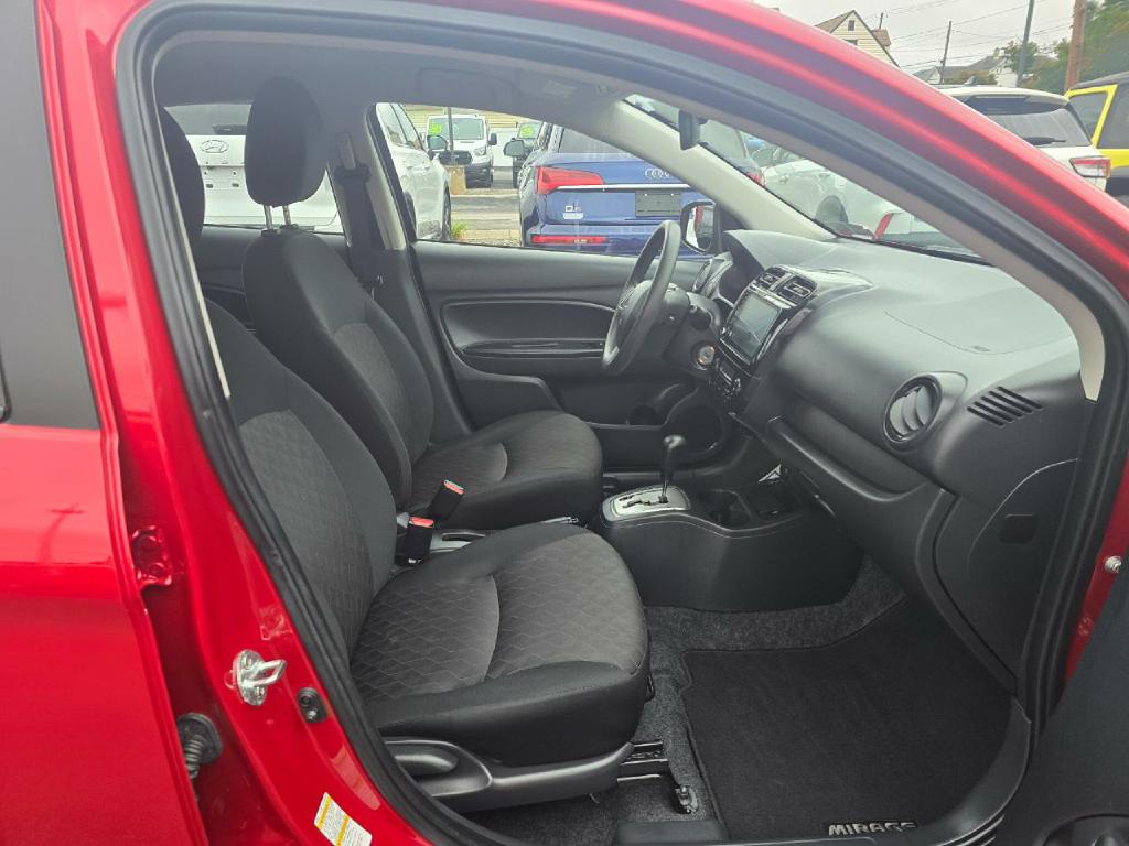 Photo 15 of this MITSUBISHI MIRAGE