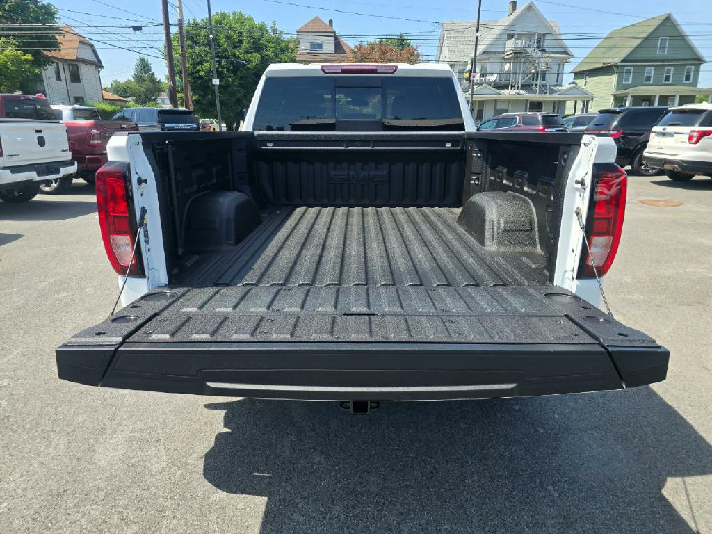 Photo 17 of this GMC SIERRA 1500