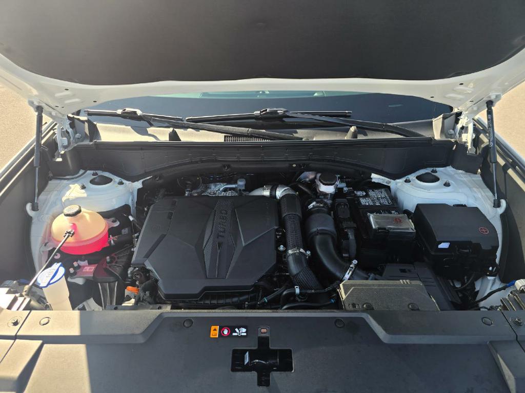 Photo 22 of this HYUNDAI SANTA FE