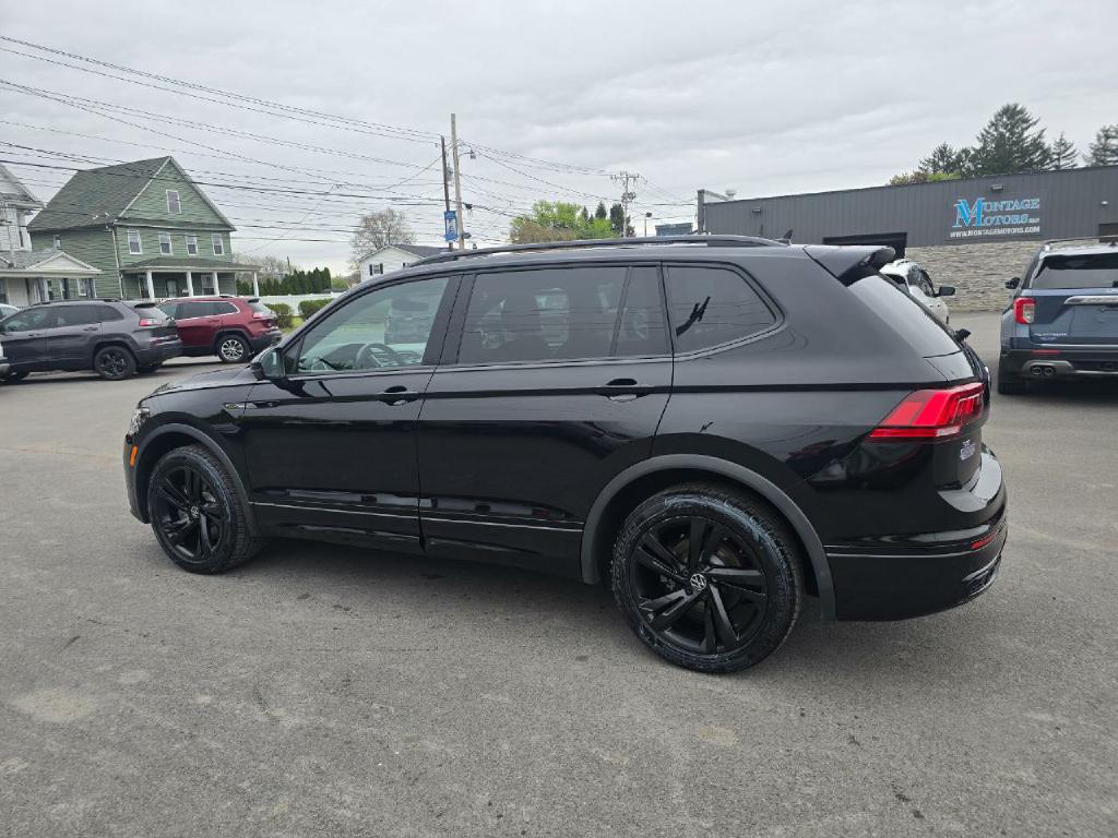 Photo 4 of this VOLKSWAGEN TIGUAN