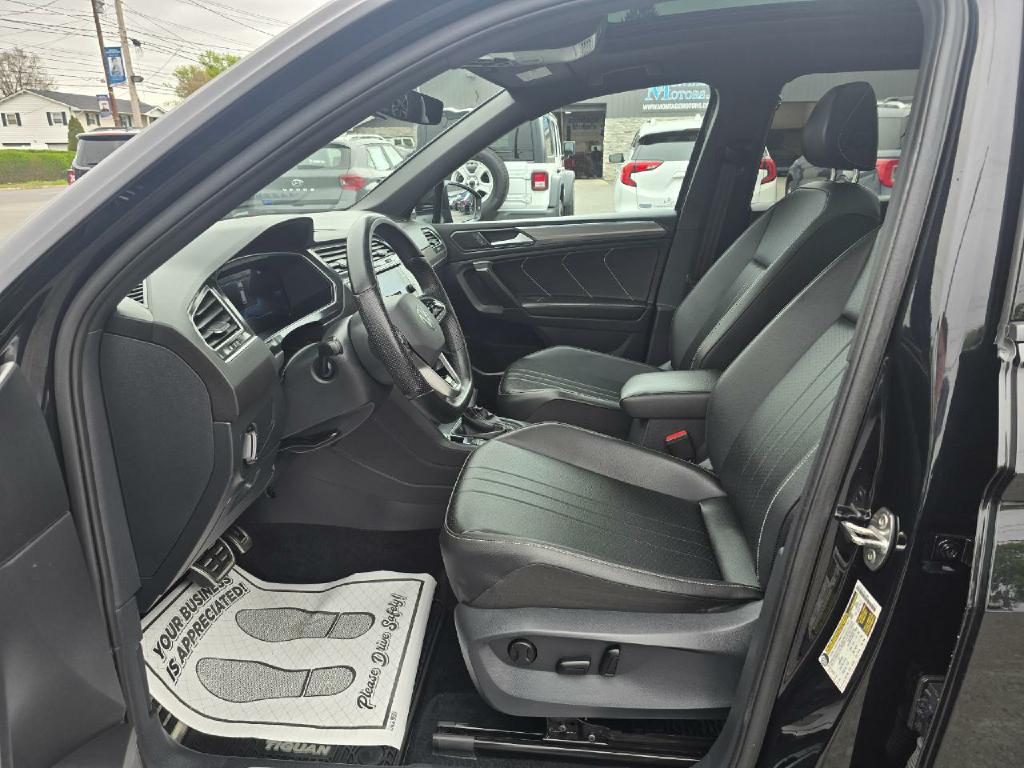 Photo 13 of this VOLKSWAGEN TIGUAN