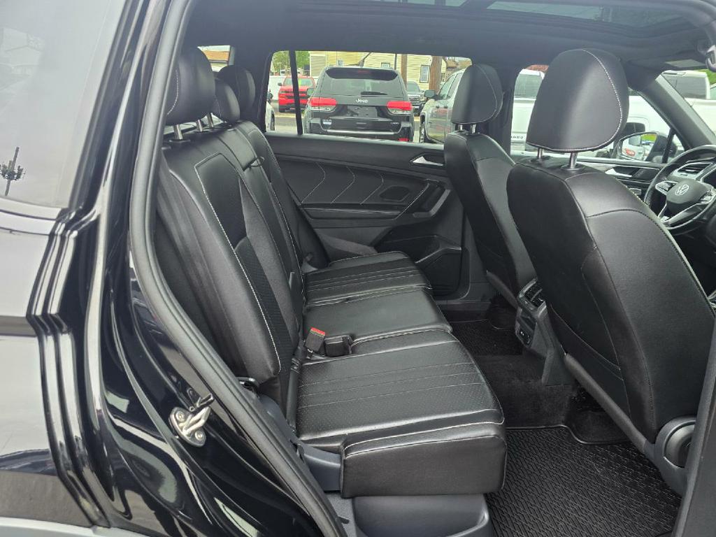 Photo 15 of this VOLKSWAGEN TIGUAN