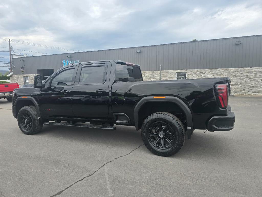Photo 4 of this GMC SIERRA 3500HD