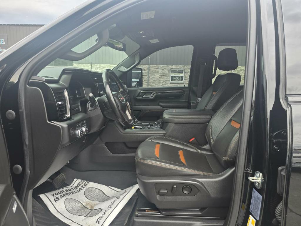 Photo 13 of this GMC SIERRA 3500HD