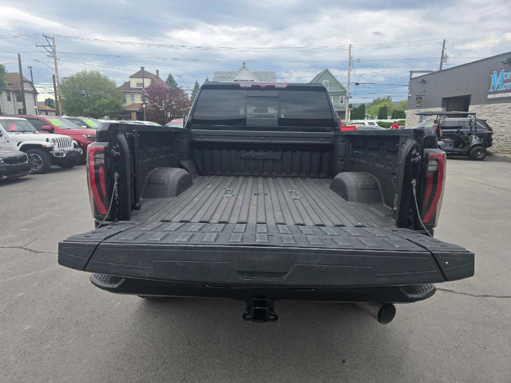 Photo 18 of this GMC SIERRA 3500HD