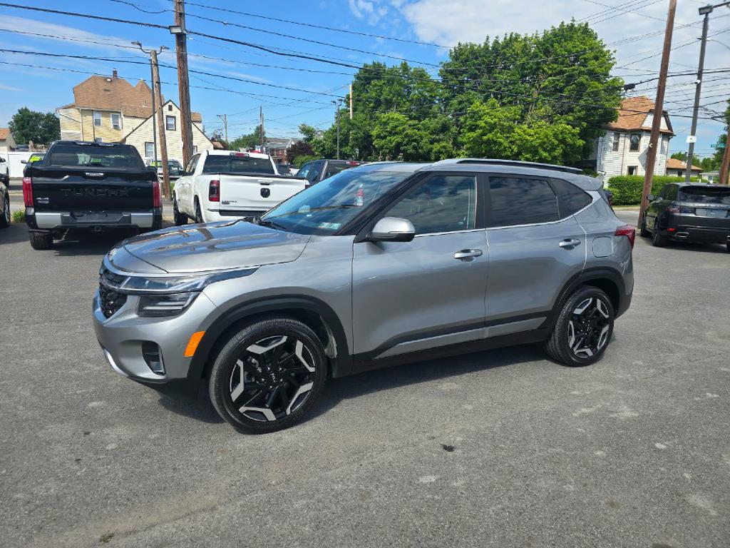 Photo 3 of this KIA SELTOS
