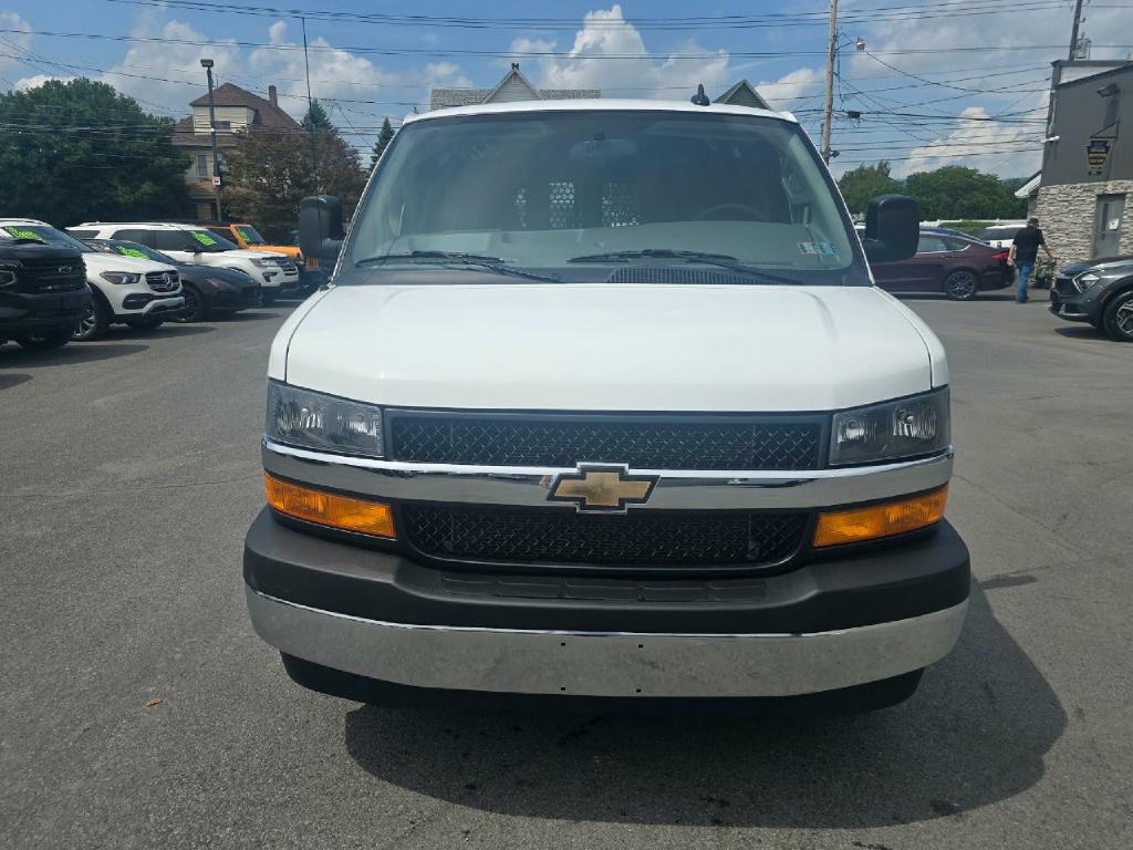 Photo 19 of this CHEVROLET EXPRESS CARGO V