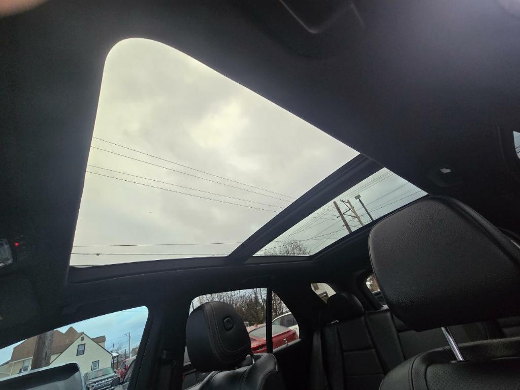 Photo 13 of this MERCEDES-BENZ GLE
