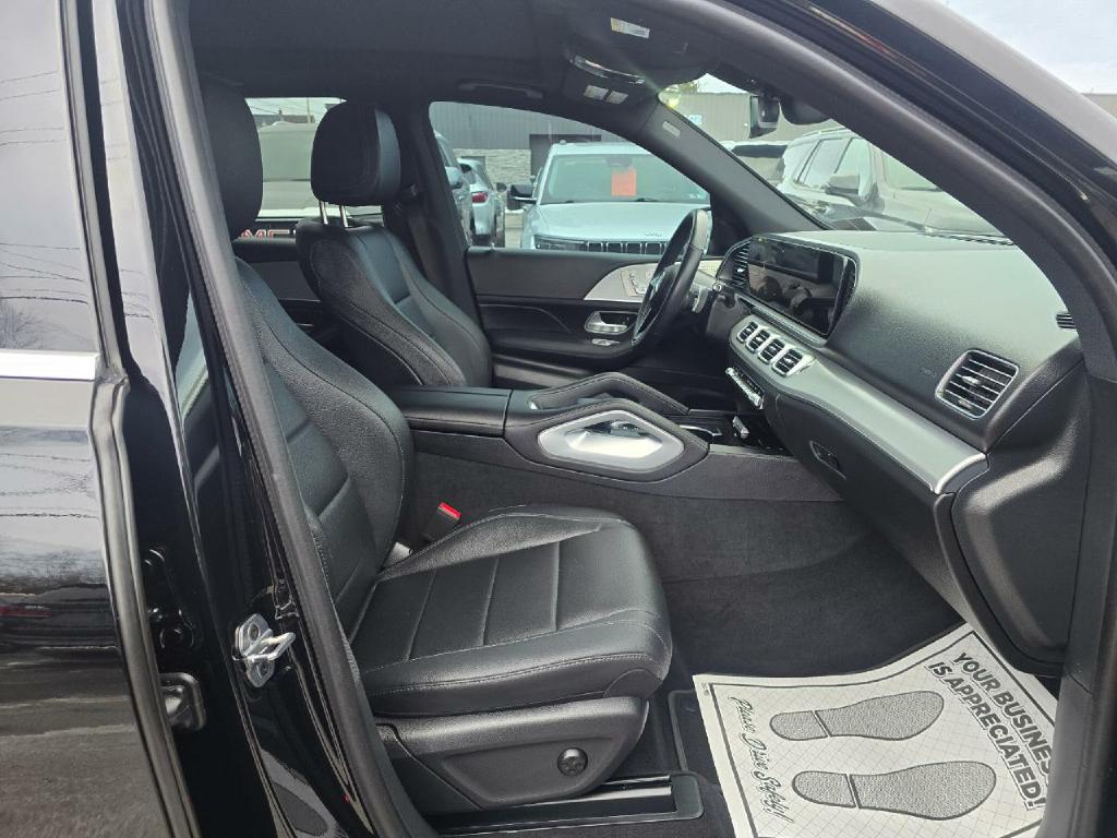 Photo 17 of this MERCEDES-BENZ GLE