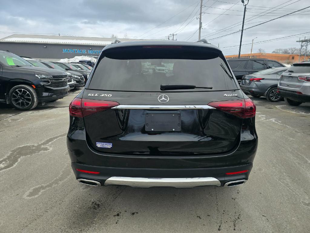 Photo 18 of this MERCEDES-BENZ GLE