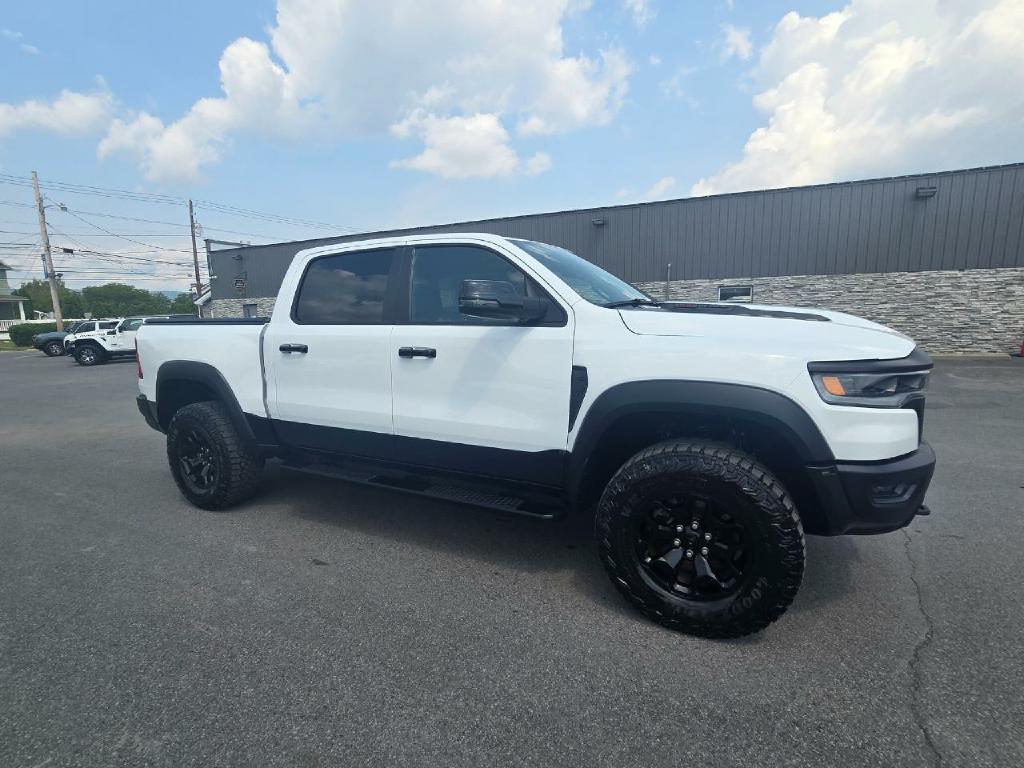 Photo 5 of this RAM 1500