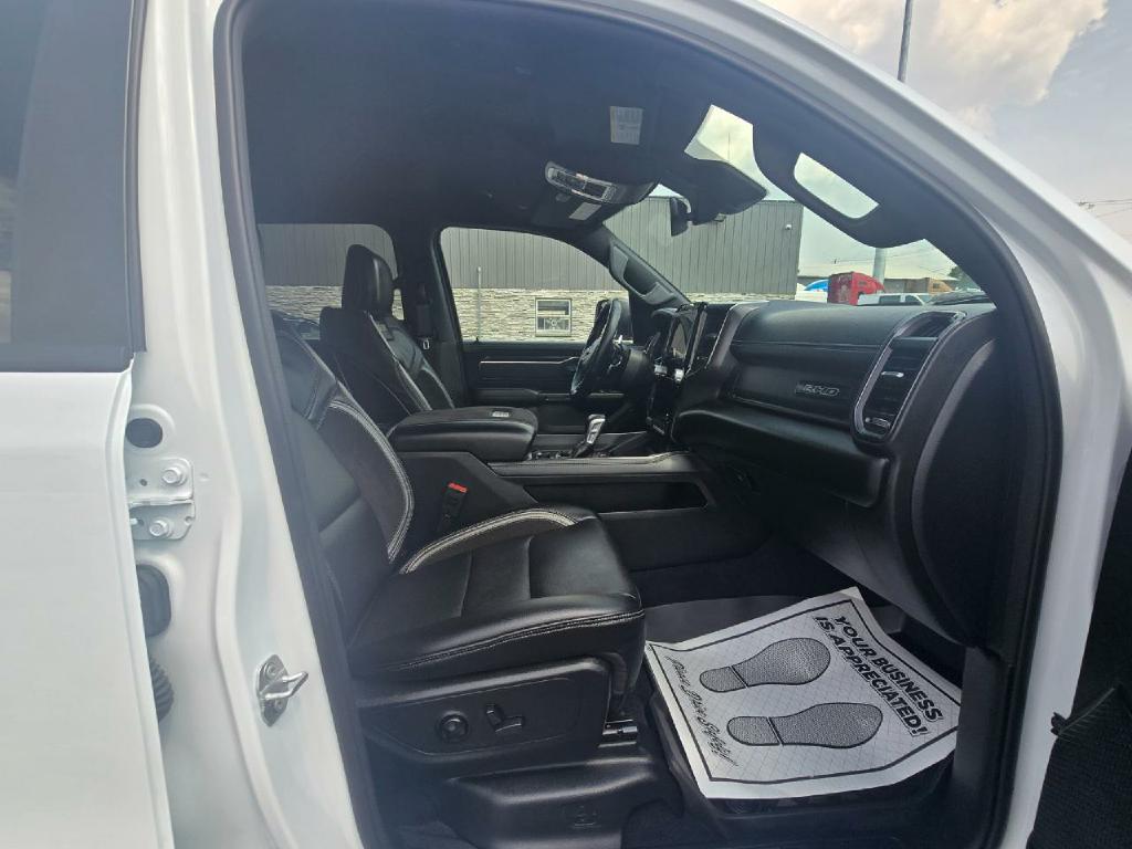 Photo 16 of this RAM 1500