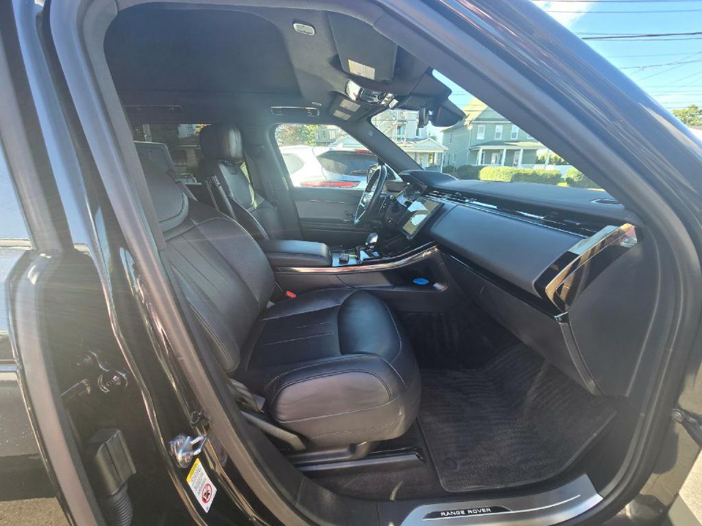 Photo 15 of this LAND ROVER RANGE ROVER SPO