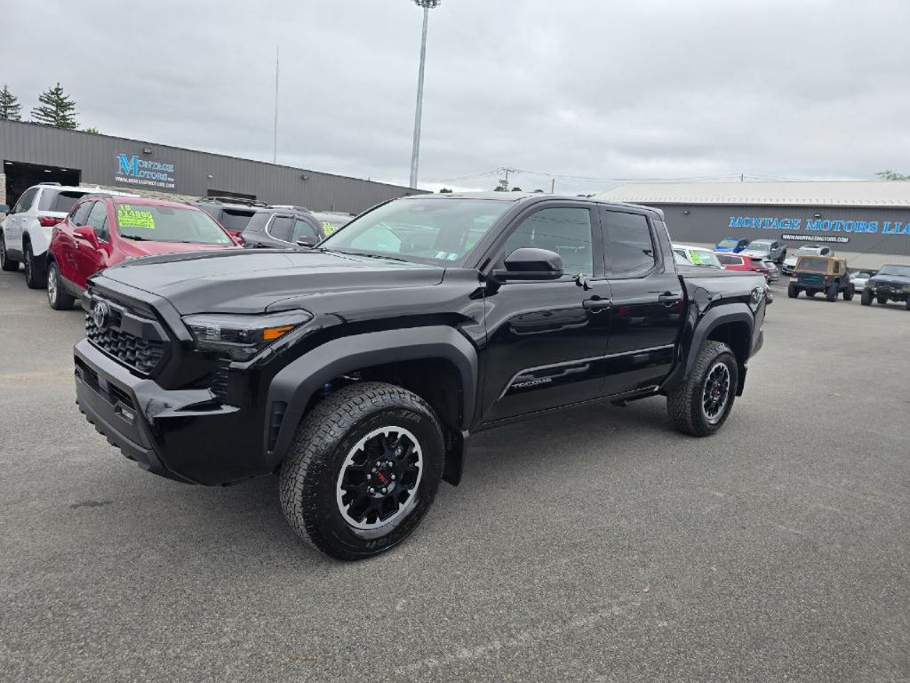 Photo 3 of this TOYOTA TACOMA 4WD