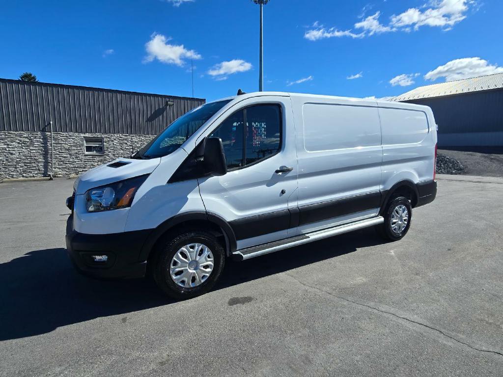 Photo 3 of this FORD TRANSIT CARGO V