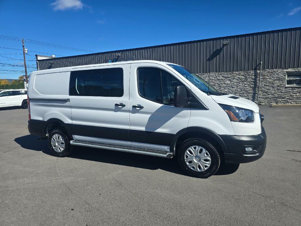 Photo 5 of this FORD TRANSIT CARGO V