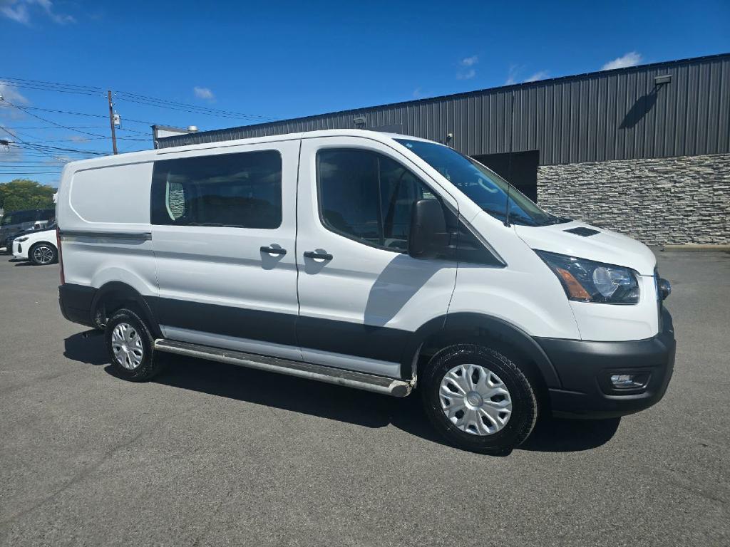Photo 6 of this FORD TRANSIT CARGO V